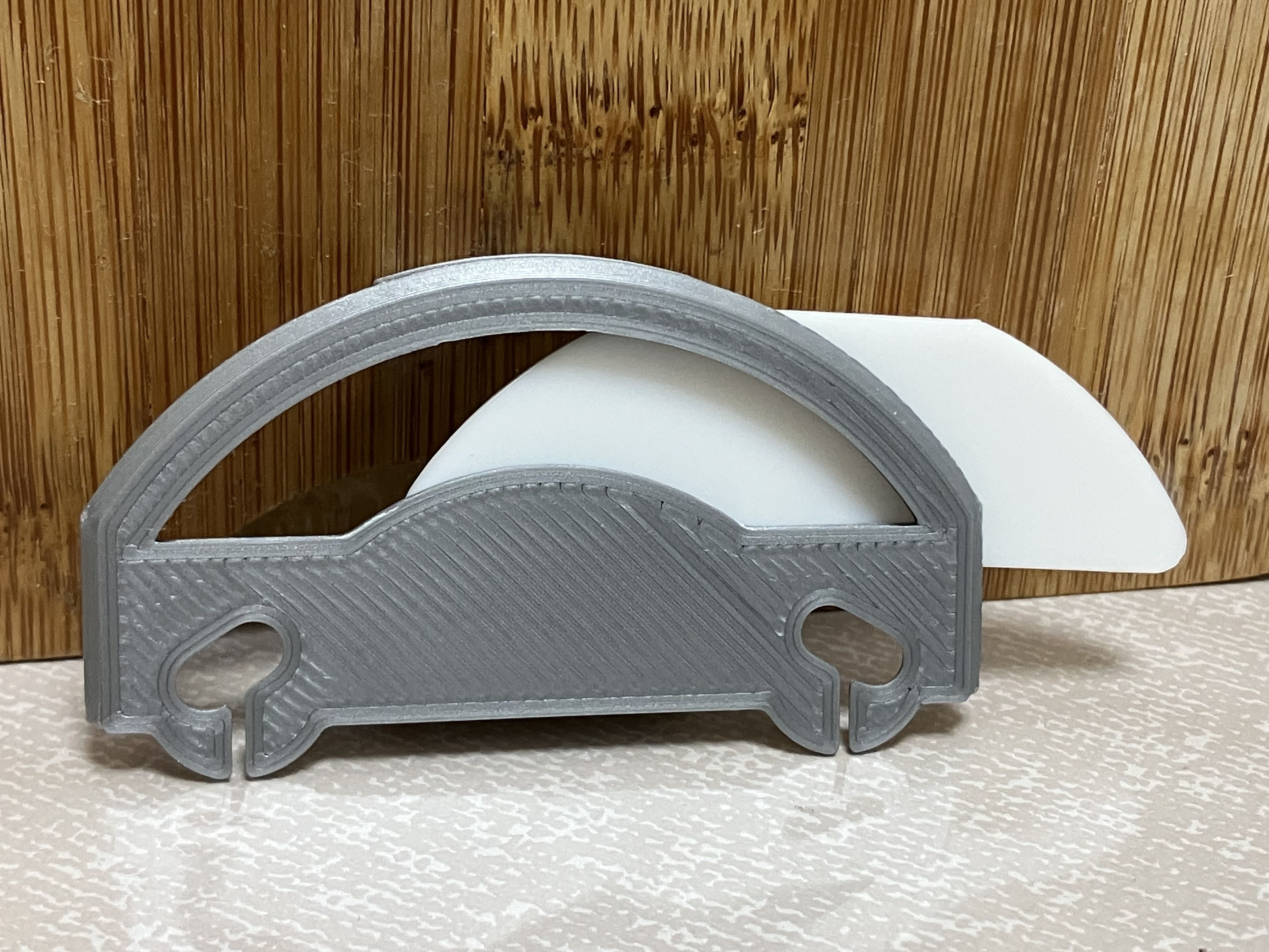 プレートはスライドしてはずします。