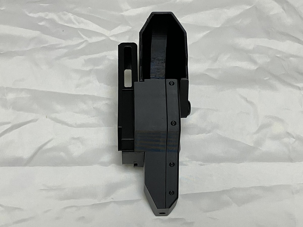 後ろ　リベットはダミーです。